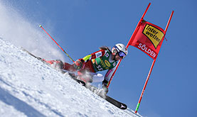 Team kobiet Atomica w Soelden