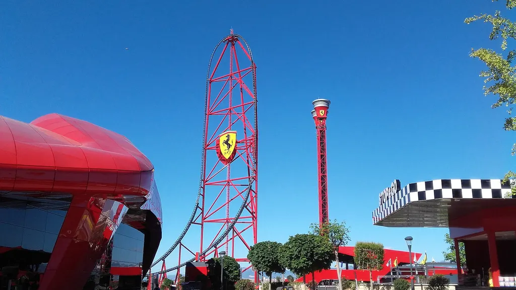 PortAventura World i Ferrari Land