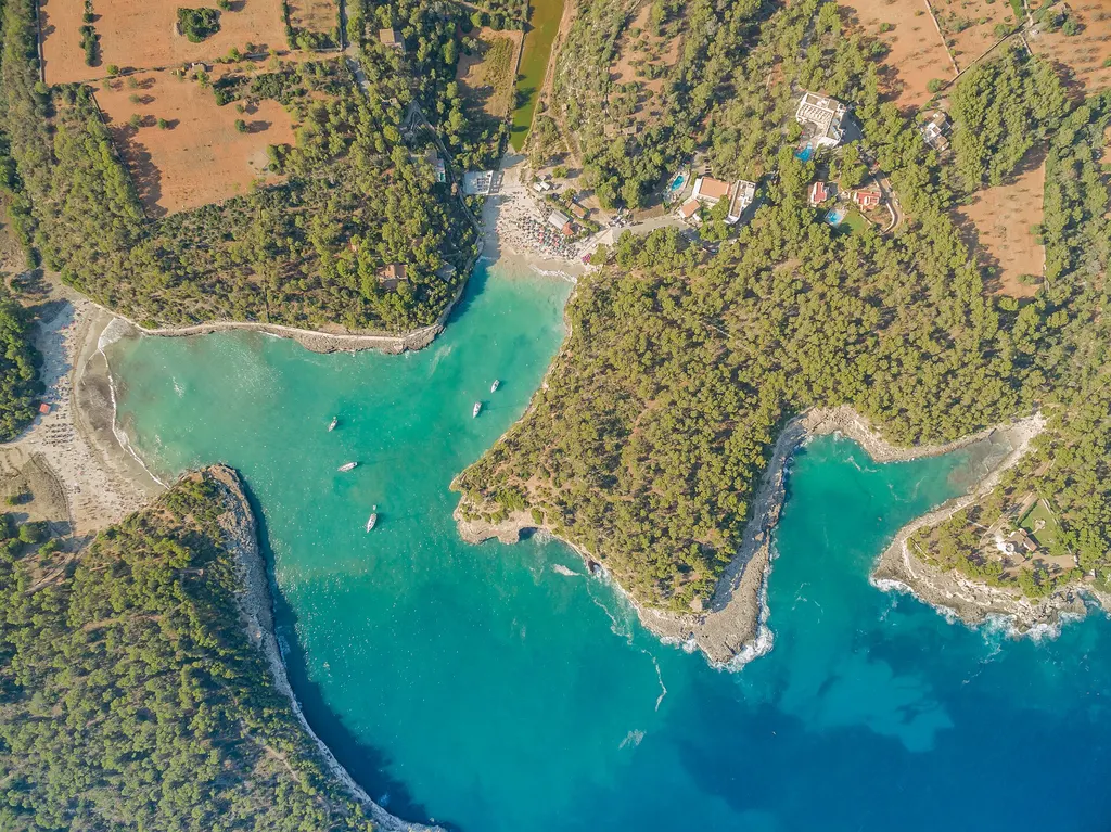 Cala Mondragó i Caló des Moro