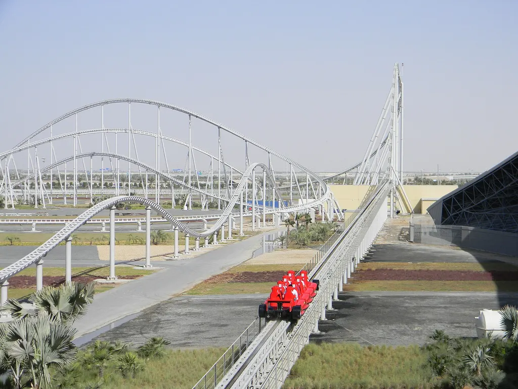 Ferrari World i wyspa Yas