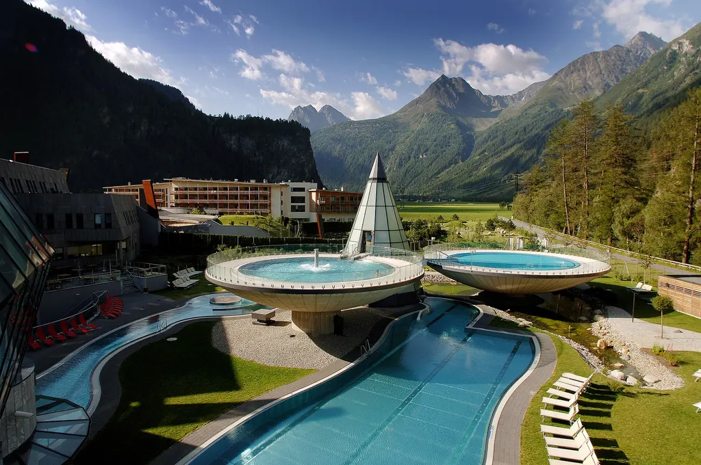 Ötztal: Aqua Dome i AREA 47