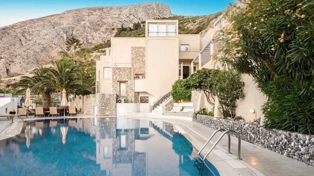 Antinea Suites & Spa, Kamari (Santorini)