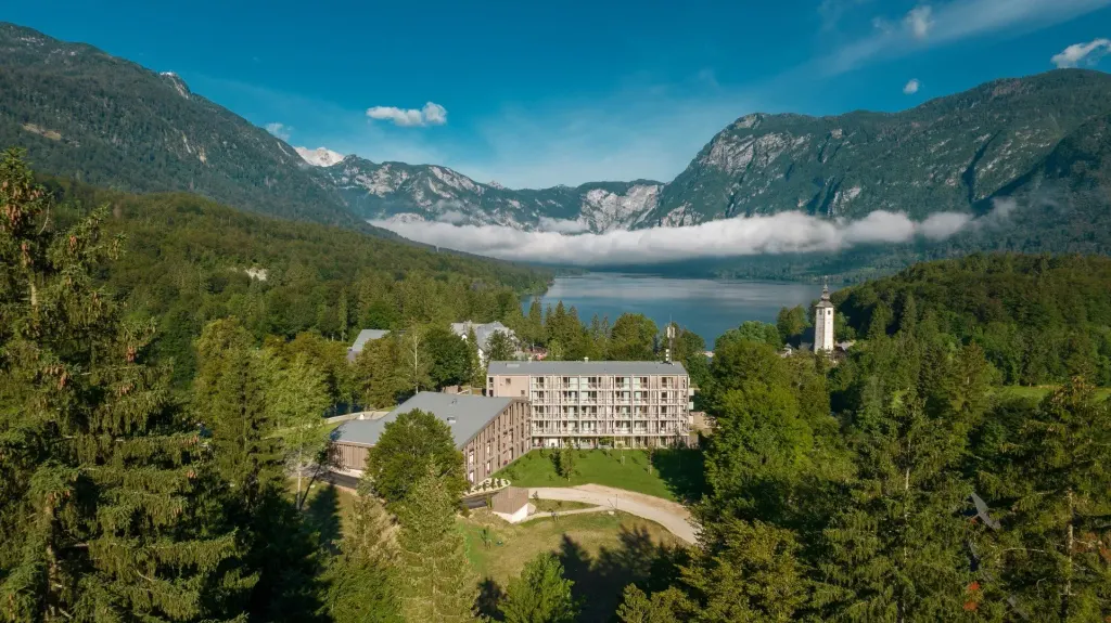 Hotel Bohinj, Ribčev Laz (Alpy Słoweńskie)