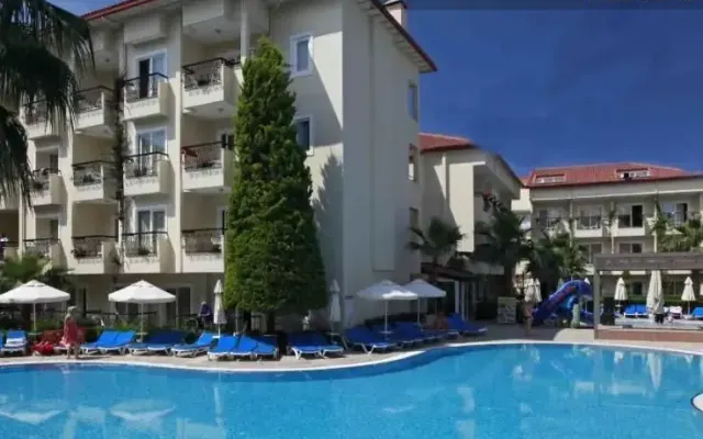 Sun City Apart, Side (Side)