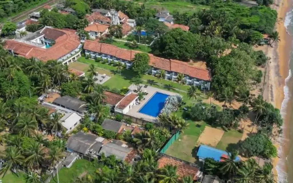 Hibiscus Beach Hotel Kalutara, Kalutara