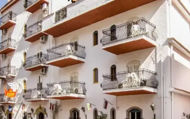 Da Peppe Hotel, Letojanni (Sycylia)