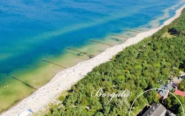 Borgata, Ustronie Morskie (Wybrzeże Zachodnie)