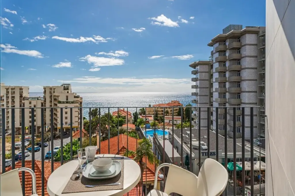 Apartamentos Monumental Plaza by Petit Hotels, Funchal (Madera)