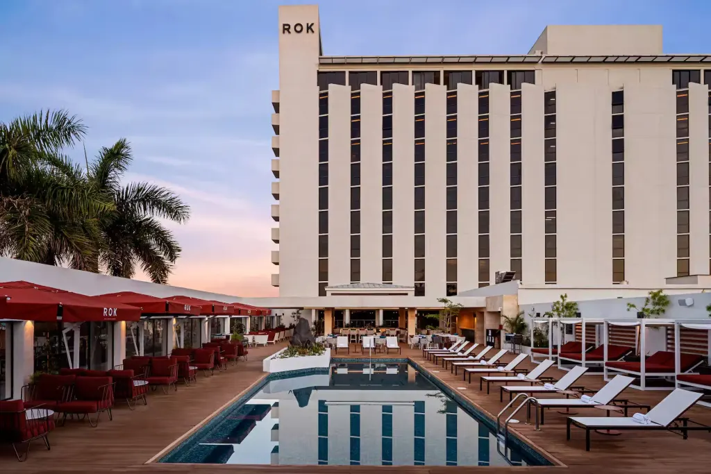 ROK Hotel Kingston, Tapestry Collection by Hilton, Kingston (Kingston)