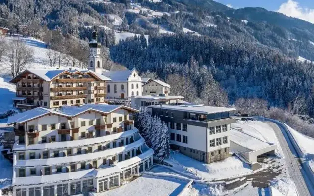 Ferienhotel Hoppet, Hart im Zillertal (Tyrol)