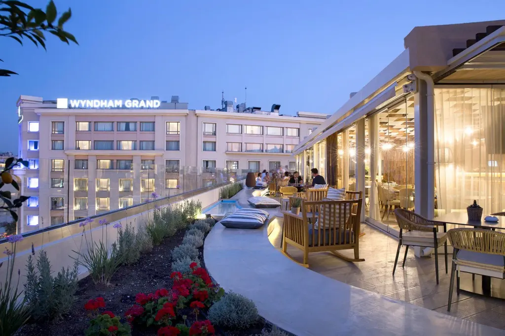 Zeus Essence Wyndham Athens Residence, Ateny (Ateny)