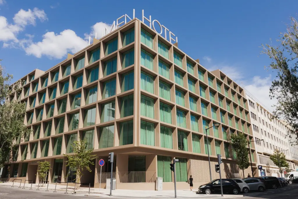 Lumen Hotel & The Lisbon Light Show, Lizbona (Lizbona)