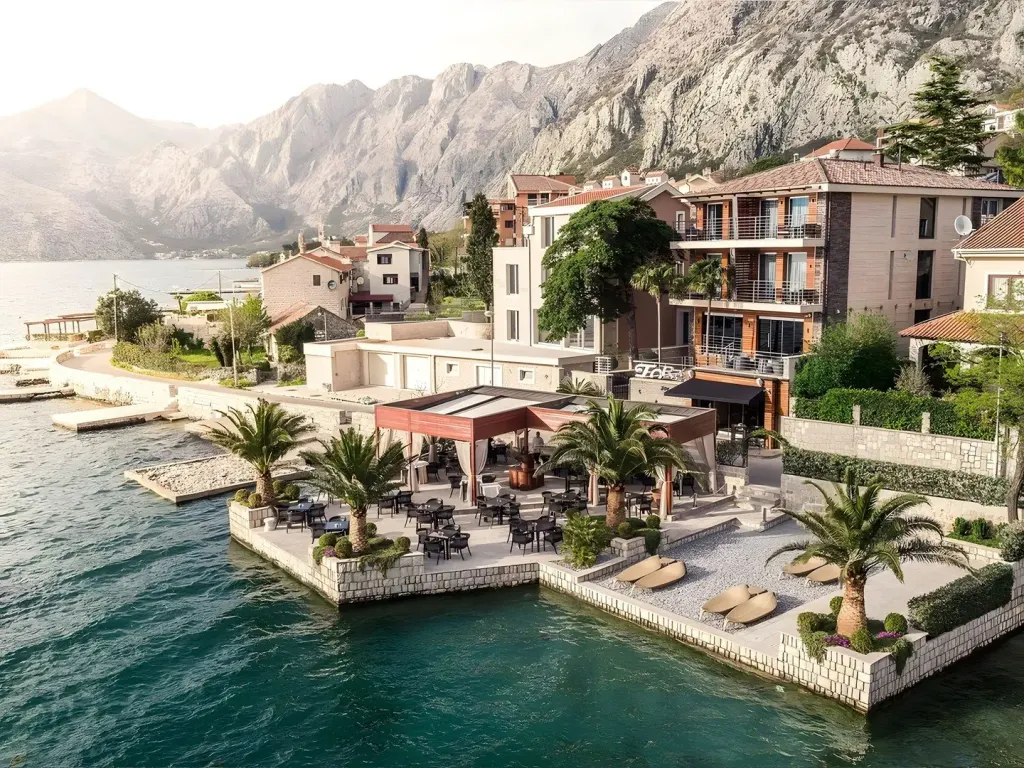 Forza Mare, Kotor (Riwiera Czarnogórska)