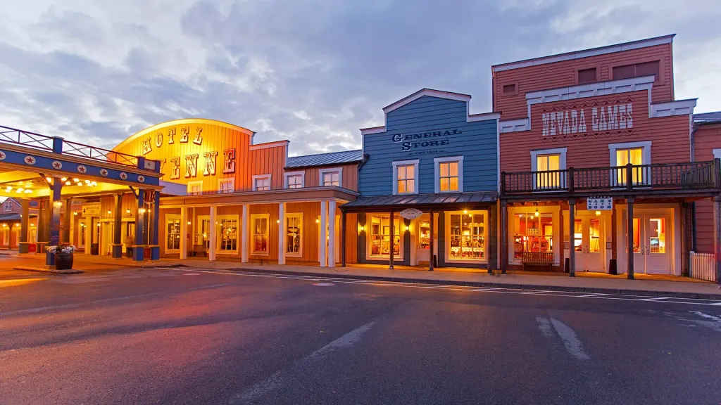 Disney Hotel Cheyenne + bilety do Disneyland Paris, Magny-Le-Hongre (Paryż)