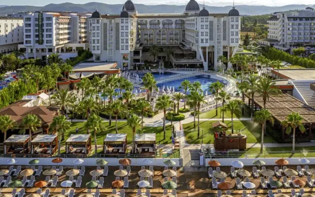 Sidera Kirman Premium, Okurcalar (Alanya)