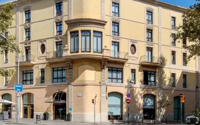 Hotel Garbi Millenni, Barcelona (Barcelona)