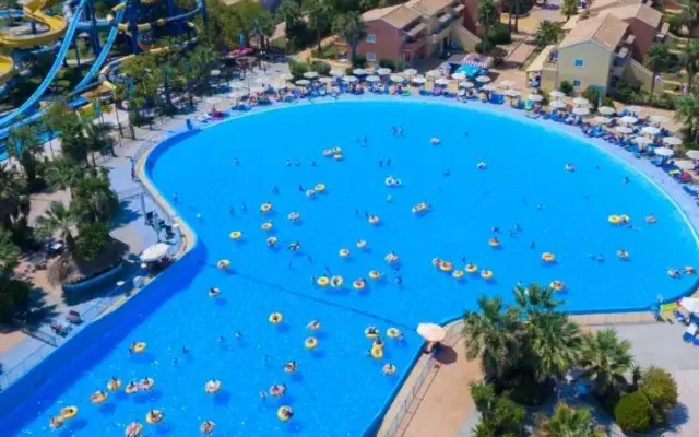 Aqualand Corfu Resort Hotel, Agios Ioannis Peristeron (Korfu)