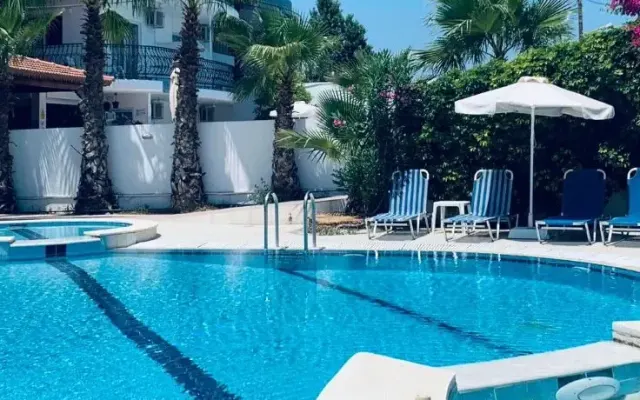 White Palace Studios, Faliraki (Rodos)