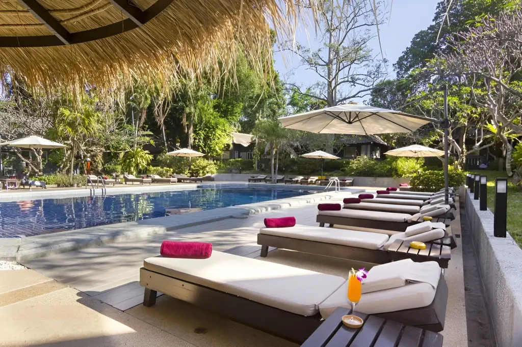 Let's Hyde Resort & Villas, Pattaya (Pattaya)