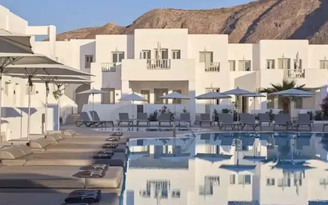 Aqua Blue, Perissa (Santorini)