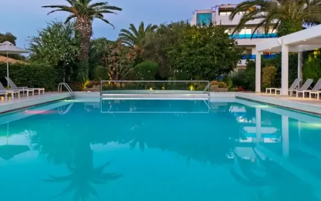 TRYP by Wyndham Corfu Dassia, Dassia (Korfu)