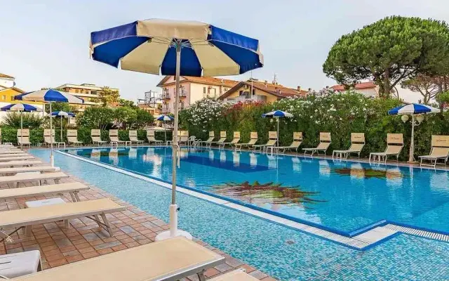 Hotel Universal, Cervia (Riwiera Adriatycka)