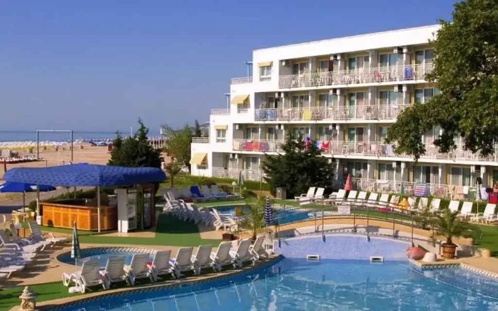Kaliopa, Albena