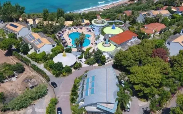 Villaggio Stromboli, Santa Domenica di Ricardi (Kalabria)