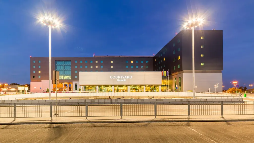 Courtyard by Marriot Warsaw Airport, Warszawa (Warszawa)