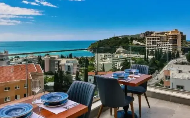 Hotel Lusso Mare By Aycon, Budva (Riwiera Czarnogórska)