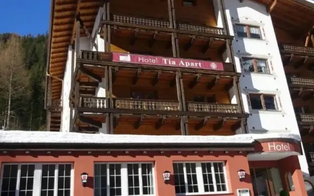 Hotel Tia Apart, Feichten