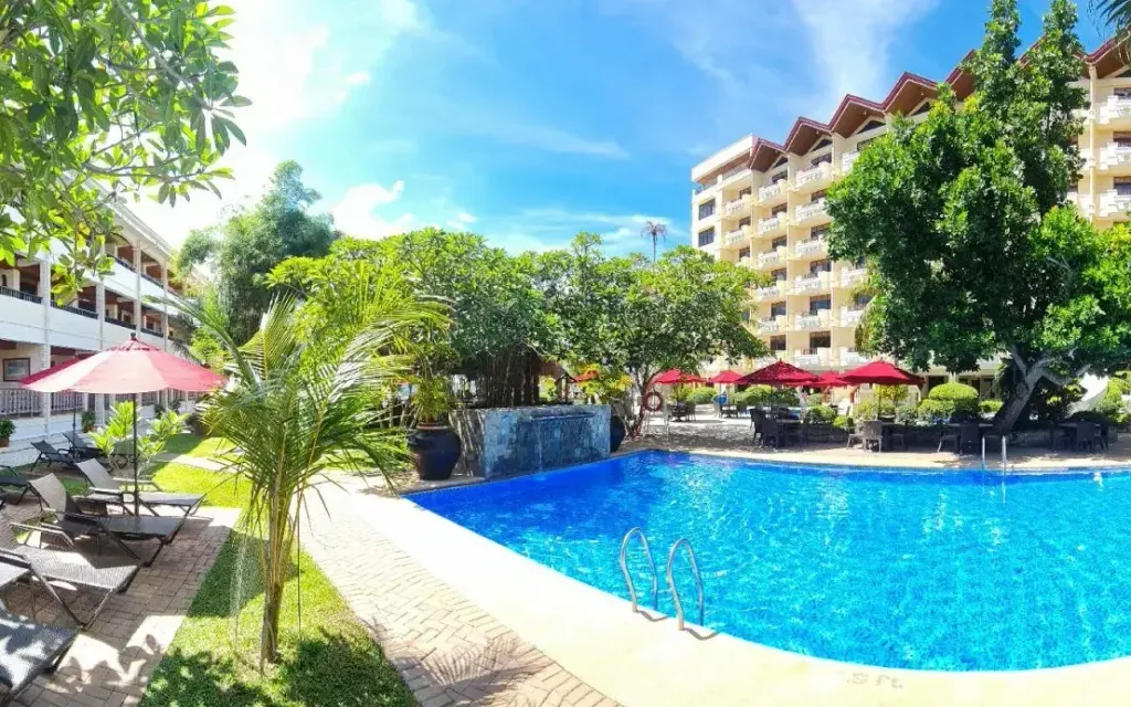 Costabella Tropical Beach, Lapu-Lapu (Visayas)