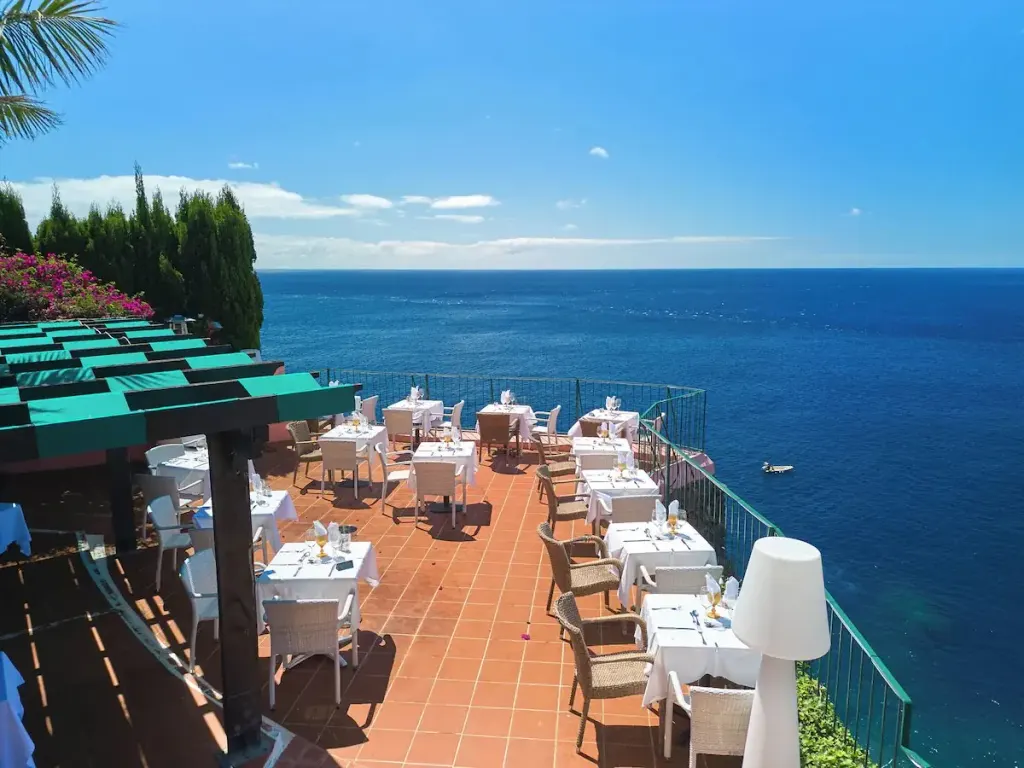 Inn & Art Madeira, Canico (Madera)