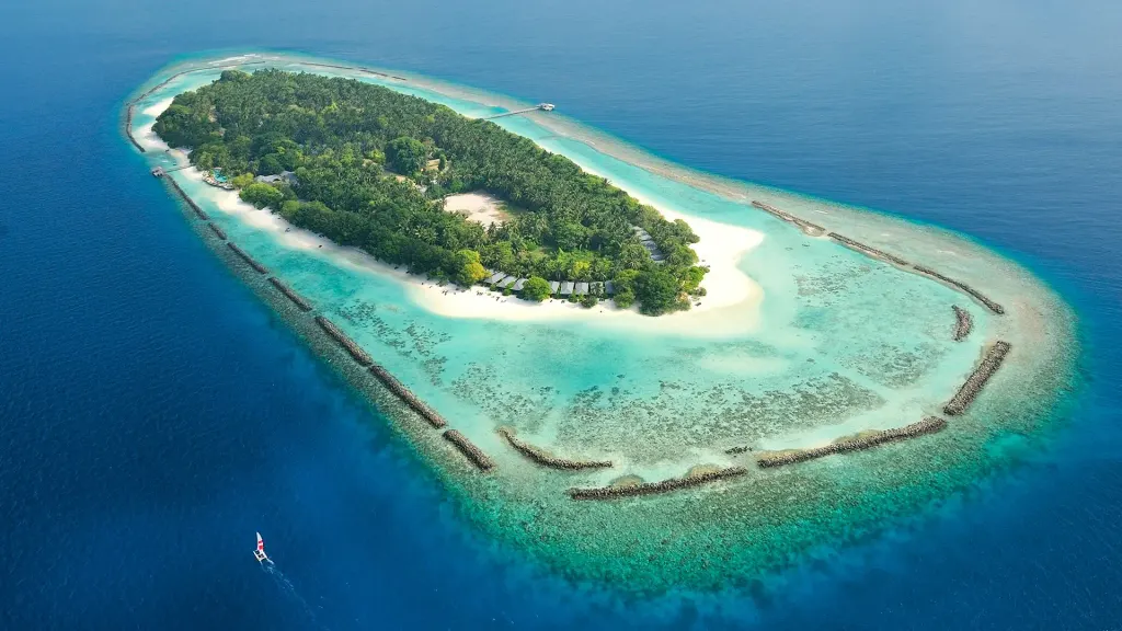 Royal Island Resort & Spa, Horubadhoo (Baa Atol)