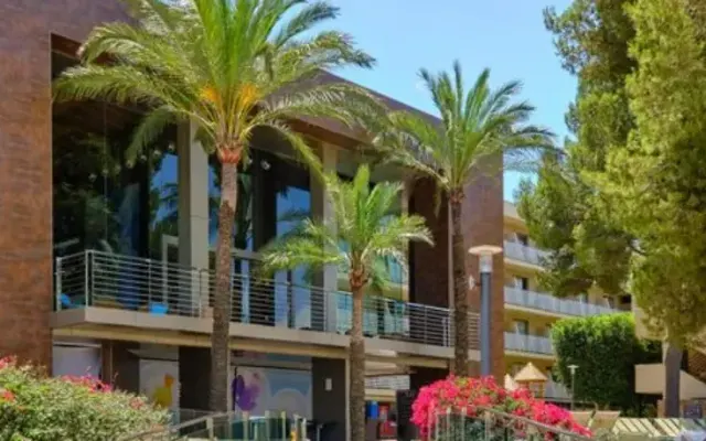 Occidental Cala Viñas, Cala Vinyes (Majorka)