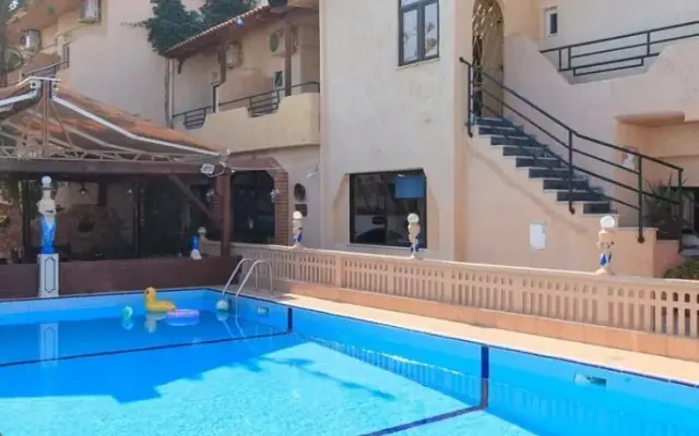 Erato Htl, Gournes (Kreta Wschodnia)