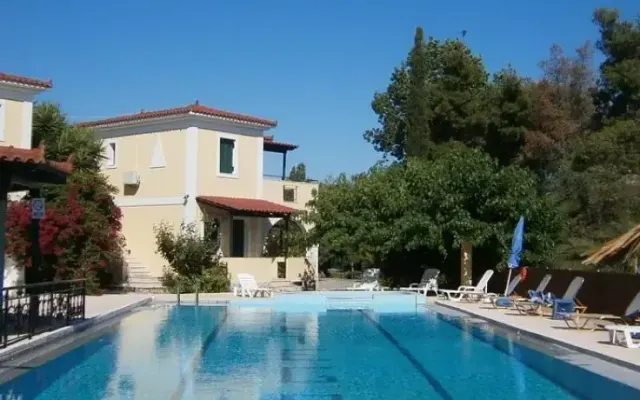 Portego Hotel, Laganas