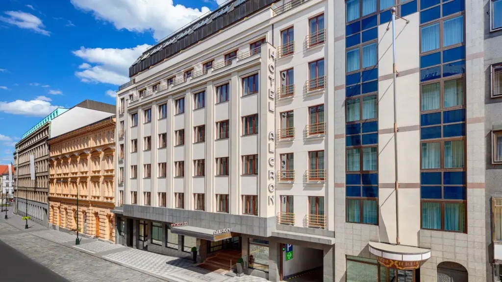 Almanac X Alcron Prague, Praga (Praga)