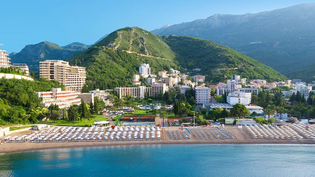Iberostar Waves Bellevue, Budva (Riwiera Czarnogórska)