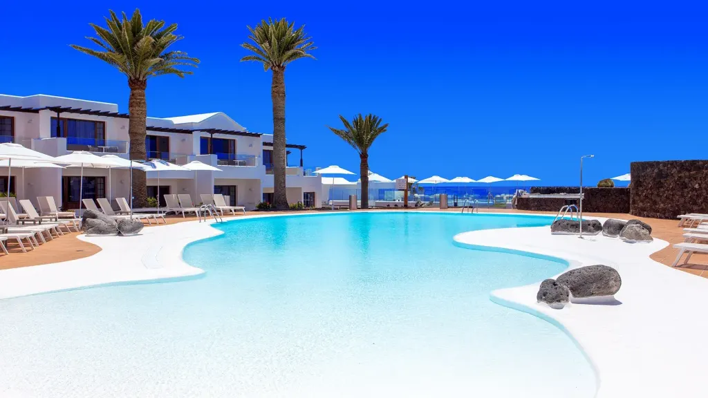 Aparthotel R2 Bahía Kontiki Beach, Puerto del Carmen (Lanzarote)