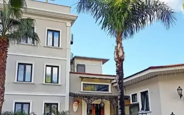 Buono, Neapol (Neapol)