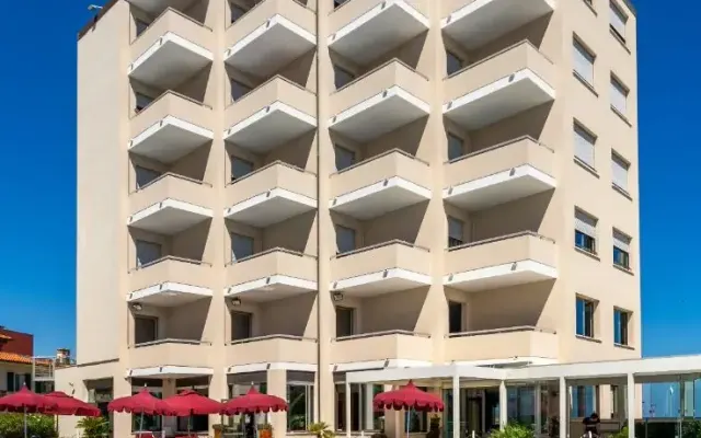 Unahotels Imperial Sport, Pesaro (Marche)