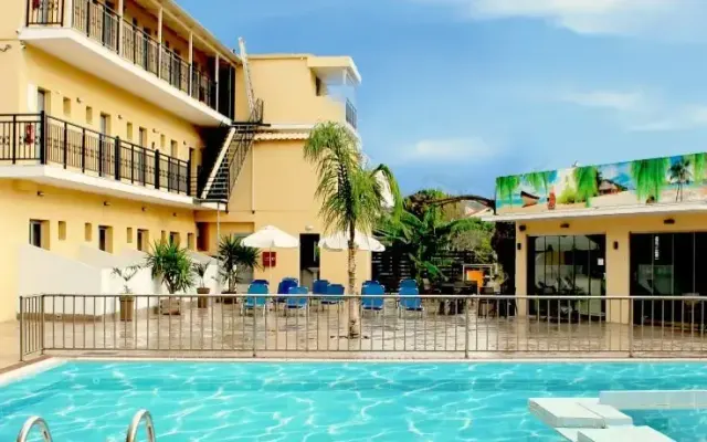 La Carreta Hotel, Alykanas