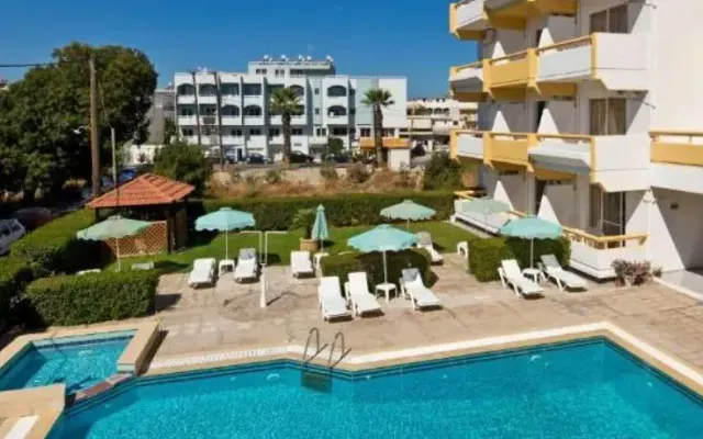 Trianta Apartments, Ialysos