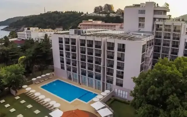 Hotel Tara, Becici (Riwiera Czarnogórska)