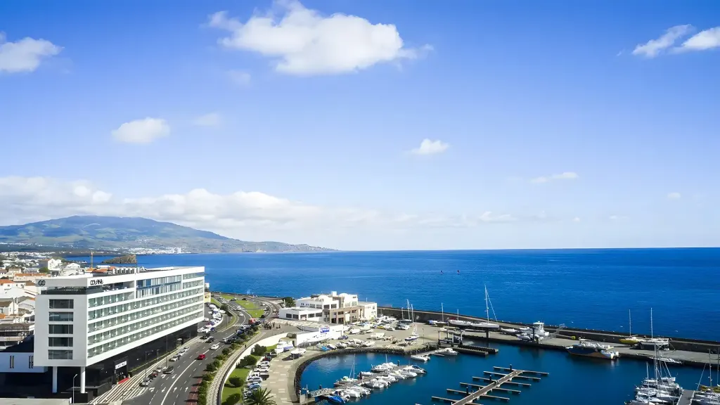 Octant Ponta Delgada, Ponta Delgada (Azory)