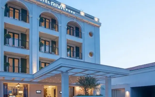 Hotel Riva By Aycon, Petrovac (Riwiera Czarnogórska)