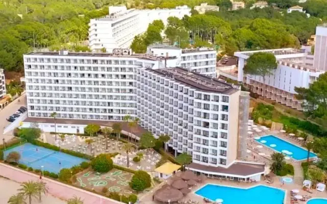 Hotel Vibra Beverly Playa, Paguera (Majorka)