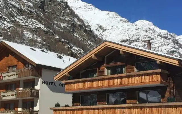 Hotel City, Täsch (Valais)