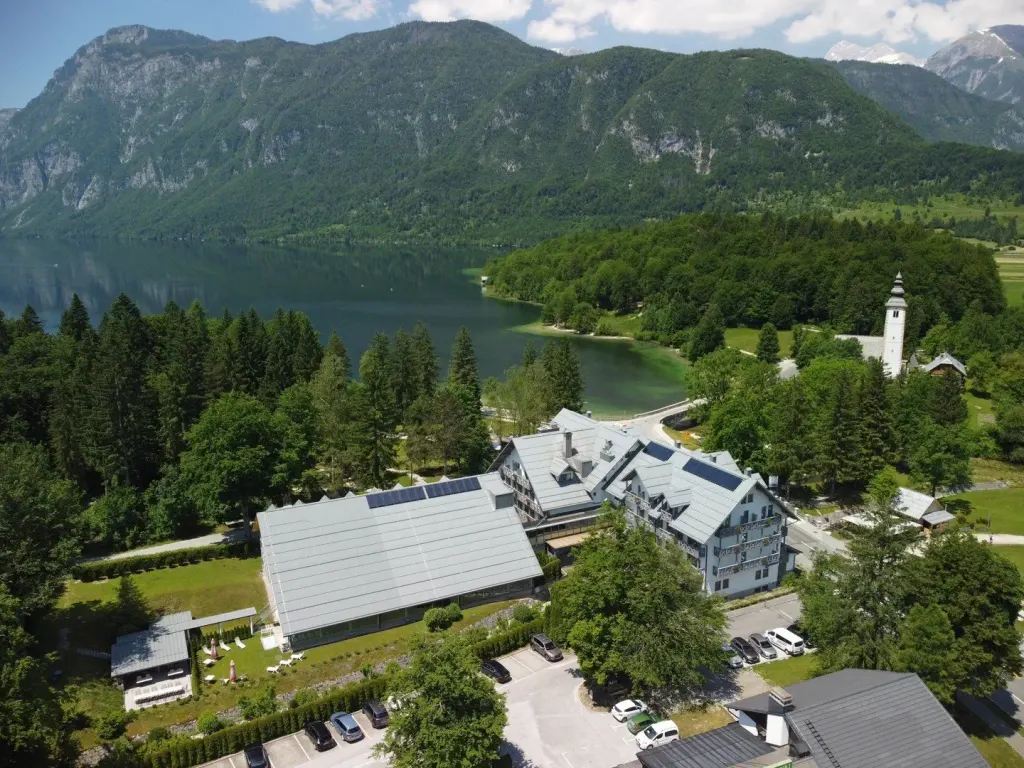 Hotel Jezero Bohinj, Ribčev Laz (Alpy Słoweńskie)